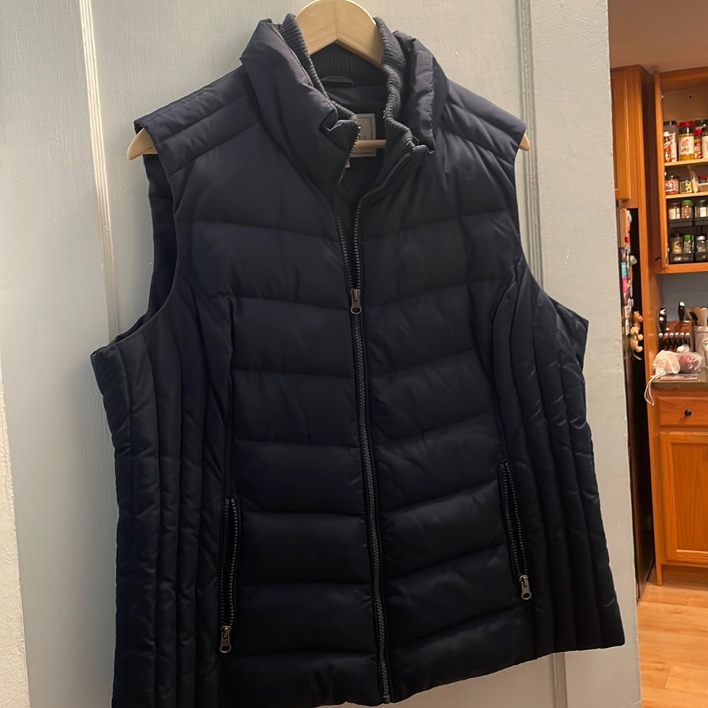 GH Bass Puffer Vest